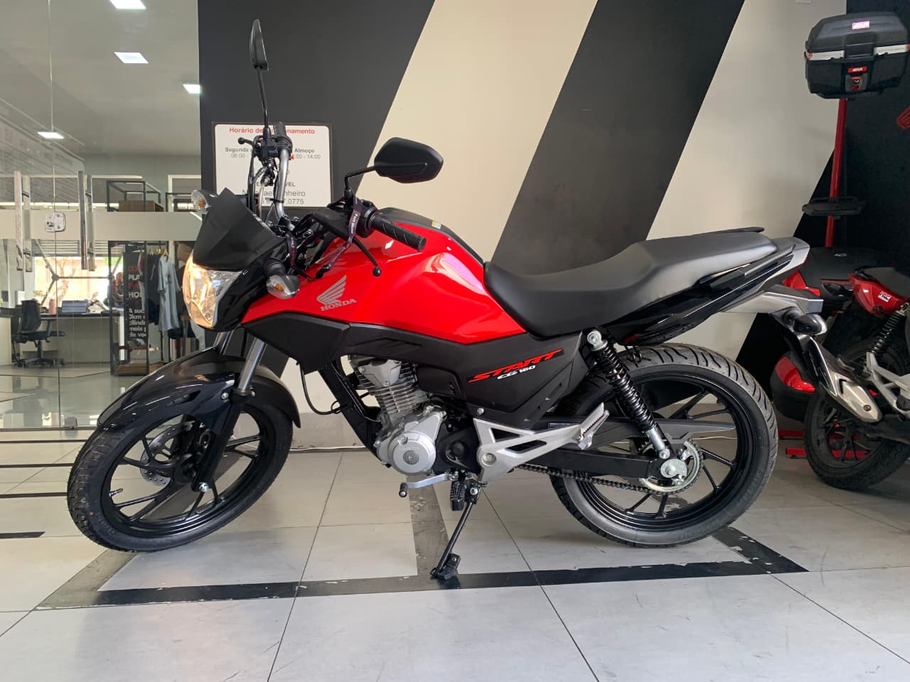 Moto 1